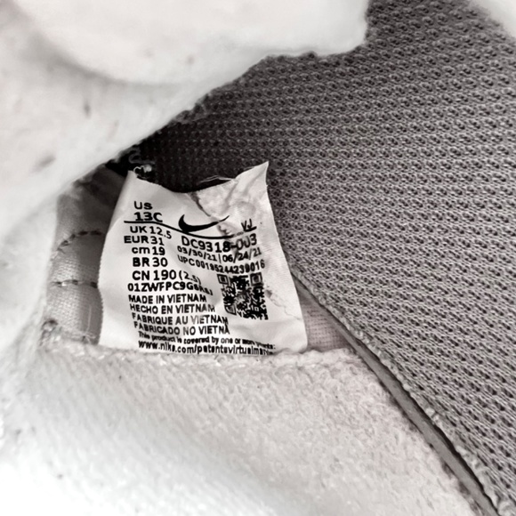 Nike Air Max Dawn 'Particle Grey Dark Citron' DH3157-003 - GS / Kids 13C - Picture 11 of 11